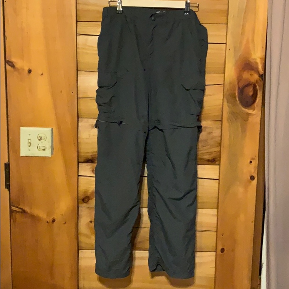REI Women’s Convertible Hiking Pants 
Sz 8 petite